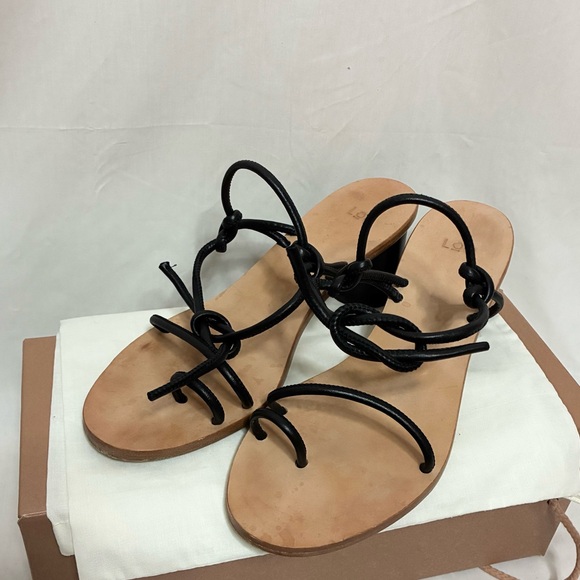 LoQ Xavi Strappy  Sandals - Picture 8 of 13